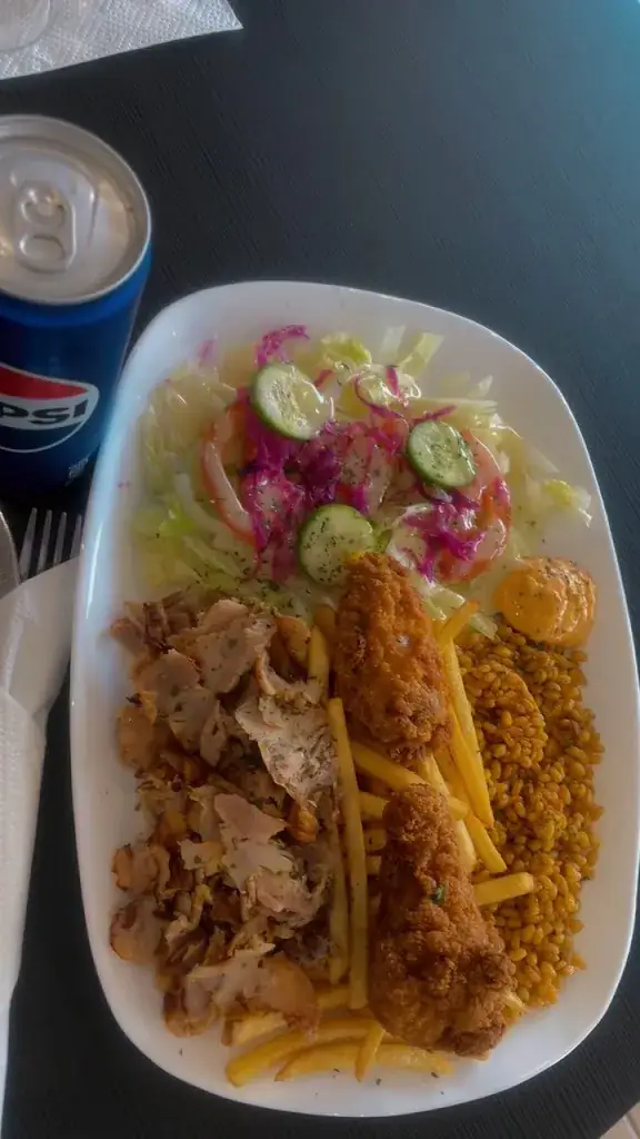 Montgermont Kebab_Montgermont_slider_image_2