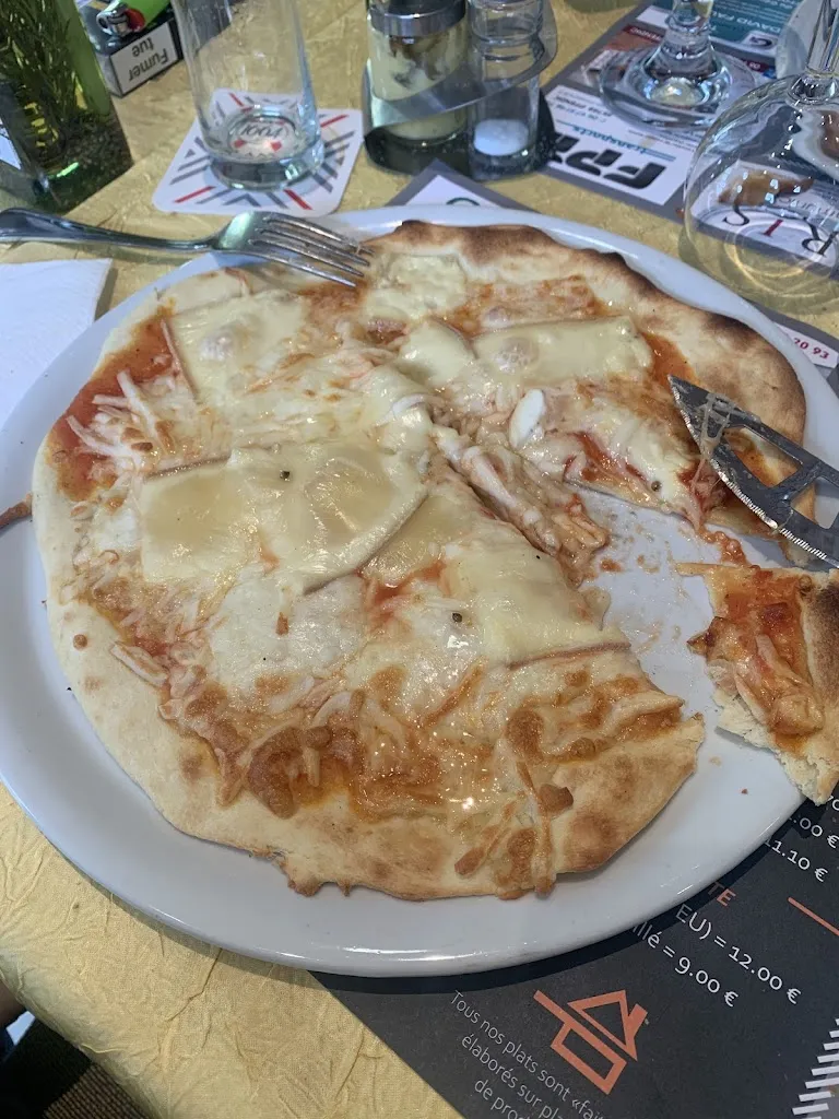 alexis gaudree_Bar brasserie de la Tour_Montfort-sur-Meu_review