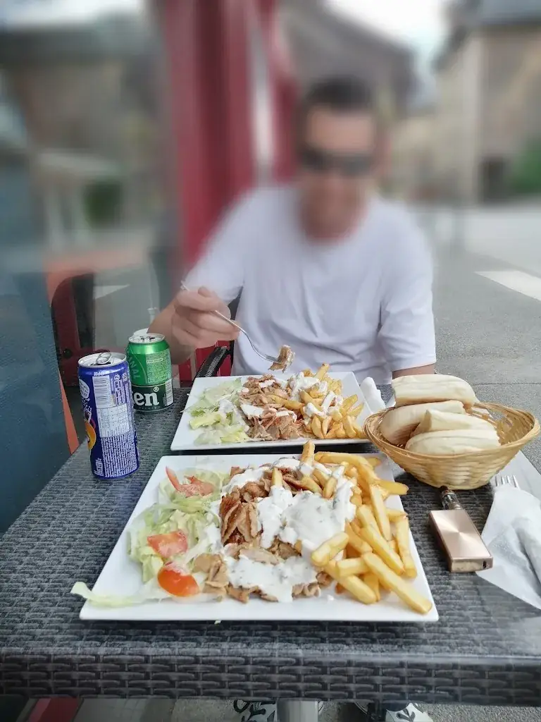 Menu_Kebab & Burger_Montfort-sur-Meu_immagine_7