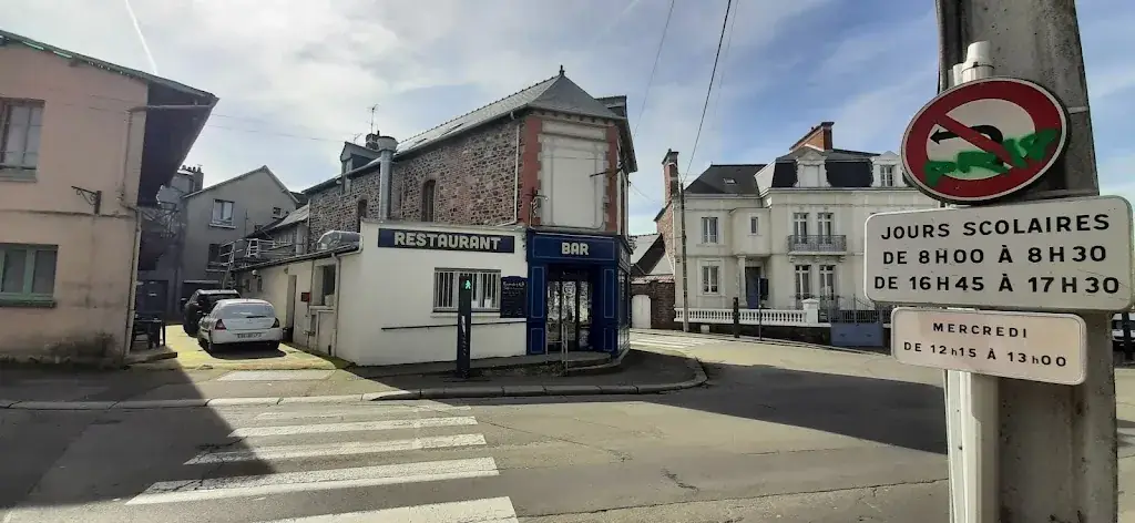 Restaurant Hôtel de L'Ouest_Montfort-sur-Meu_slider_image_3