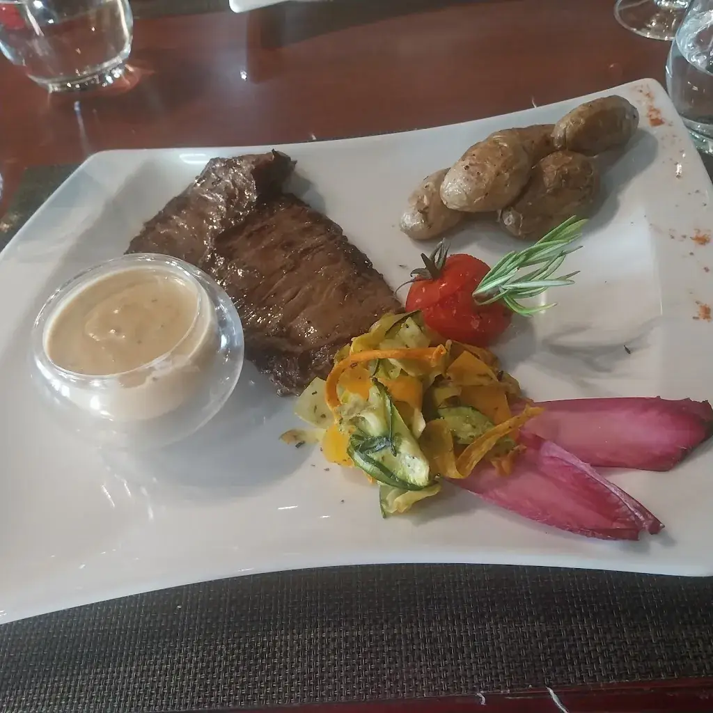 Nathalie Vandenhautte_Casino Bourbon l'Archambault_Bourbon-l'Archambault_review