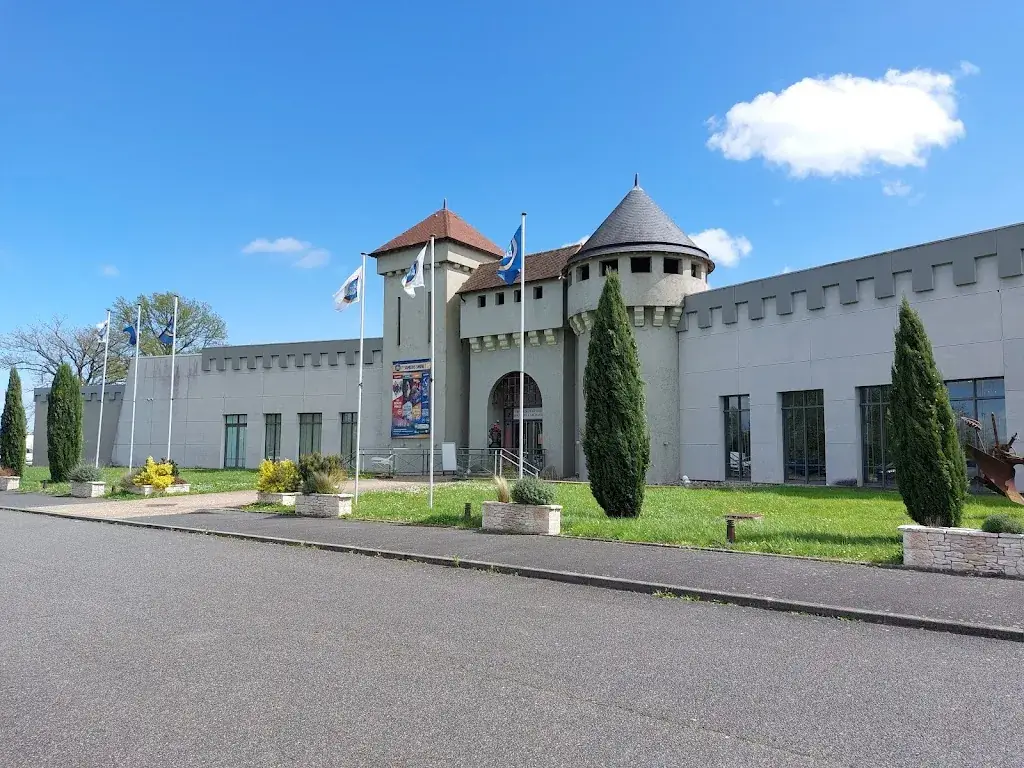 Casino Bourbon l'Archambault restaurant in Bourbon-l'Archambault