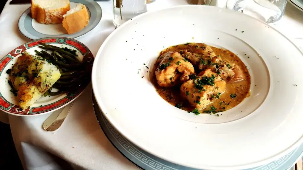 Menu_Hôtel des Thermes et des Sources_Bourbon-l'Archambault_image_1