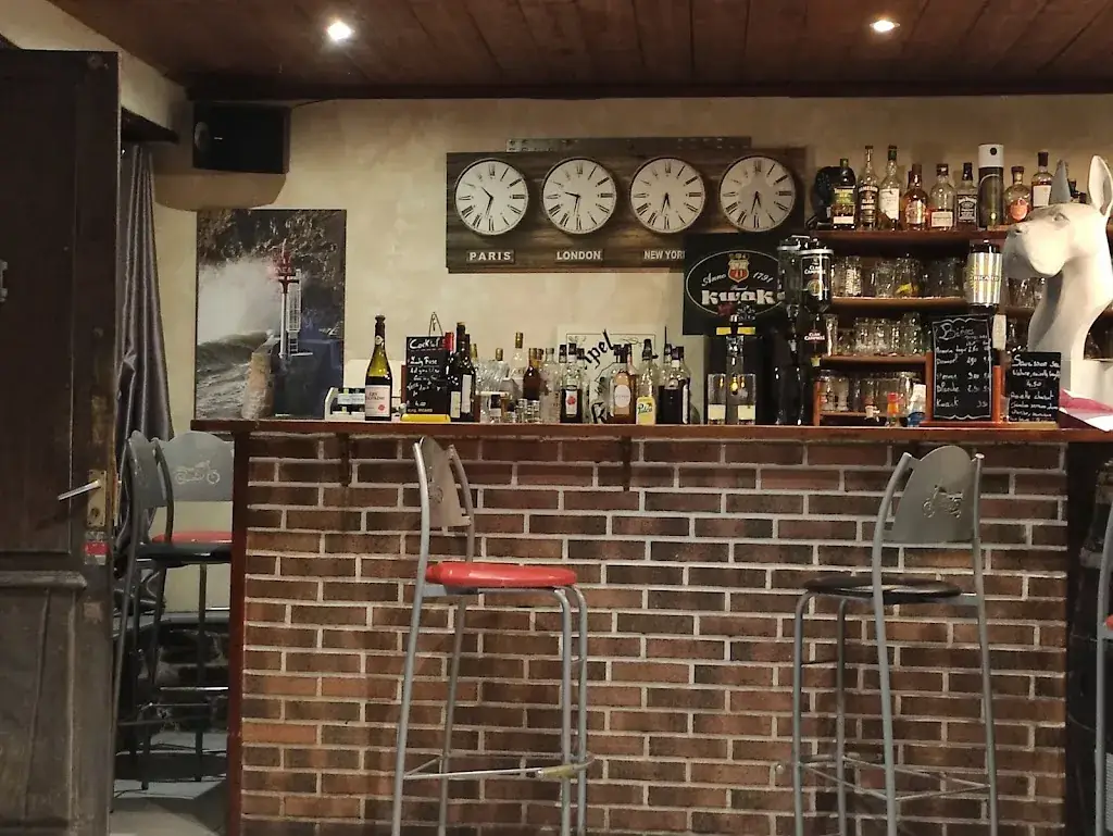 Charles Allain_Aux 3B_Moëlan-sur-Mer_review