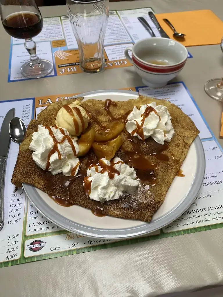 Restaurant Crêperie La Grange À Blé_Évellys_slider_image_3