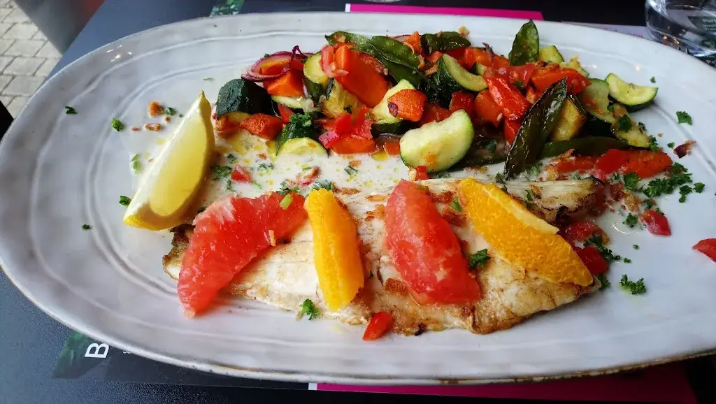 Solène Deseille_L INSTANT..._Mordelles_review