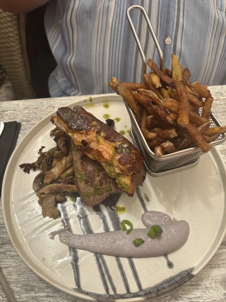 Les Frangins_Damgan_slider_image_3