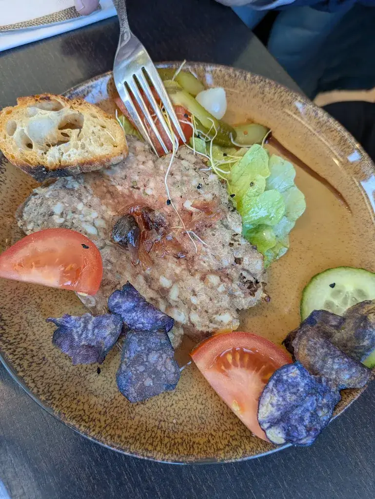 L’Olivier Restaurant_Saint-Erblon_slider_image_3