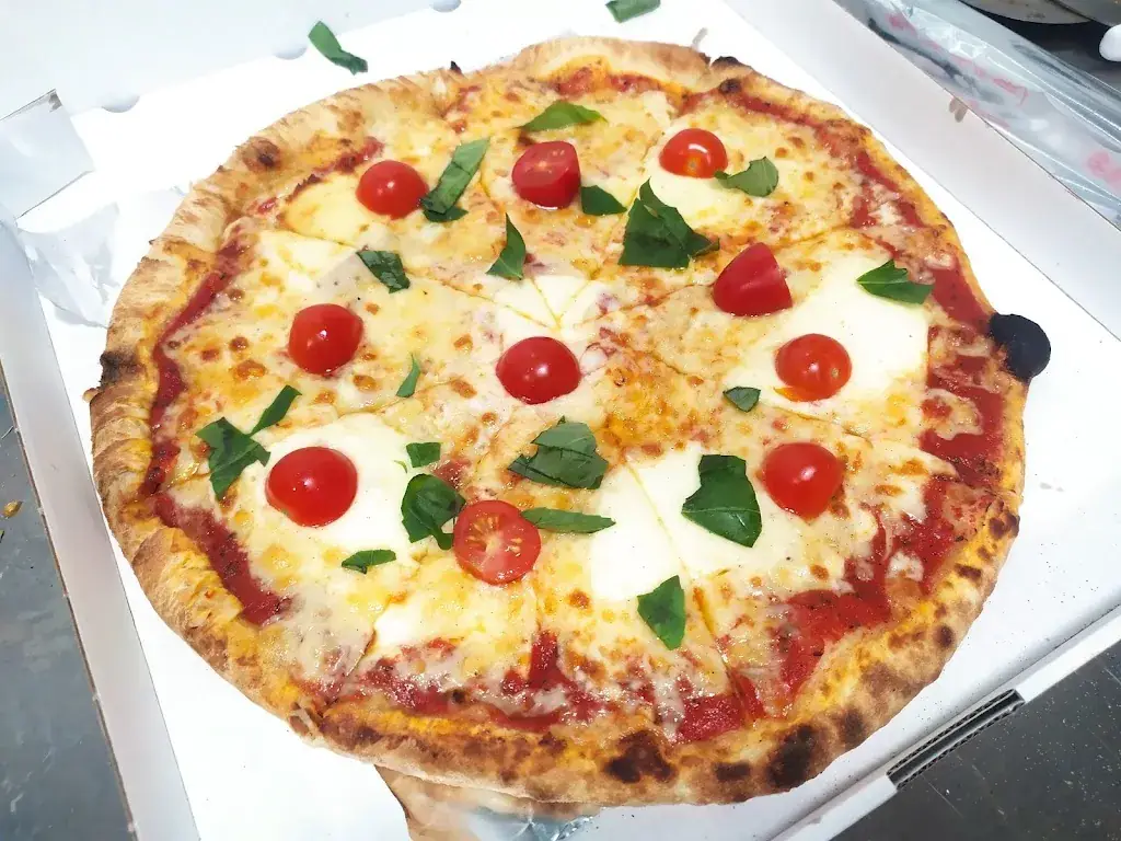 Menü_Chez Cândido Pizza_Orgères_Bild_2