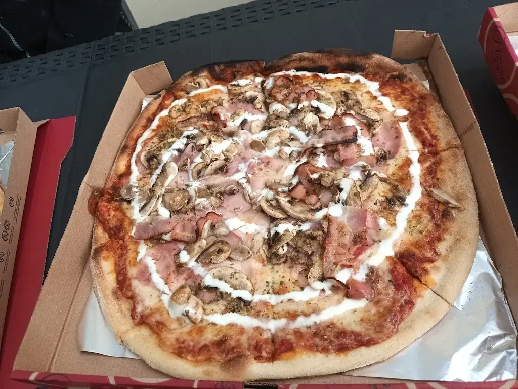 Menü_Chez Cândido Pizza_Orgères_Bild_4