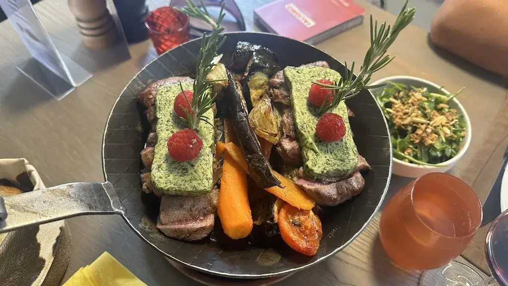 L'Enclume (Maréchal Ferrant)_Val-de-Charmey_slider_image_3