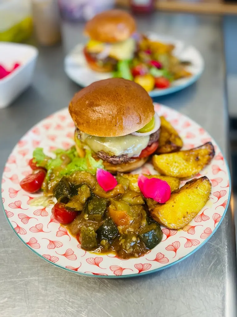 MAC COYOTE_Saint-Pabu_slider_image_2