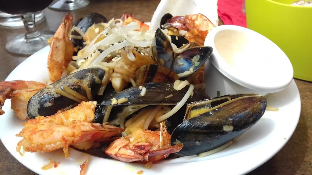 Le Sarah B_Roche-Bernard_slider_image_2