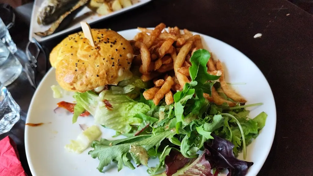 Le Sarah B_Roche-Bernard_slider_image_3