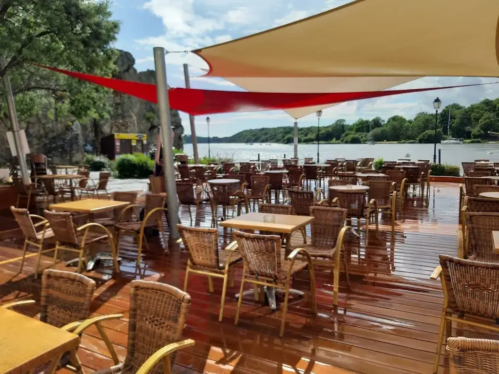 La Douanerie_Roche-Bernard_slider_image_1