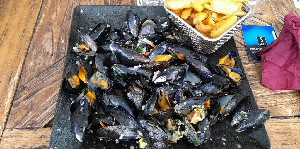 La Douanerie_Roche-Bernard_slider_image_3