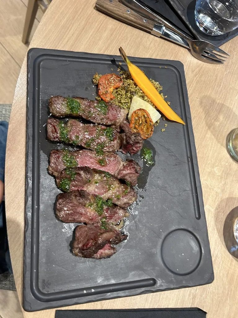 violeta garcia_Le Clos des Capucins_Montreuil-sur-Mer_reseña