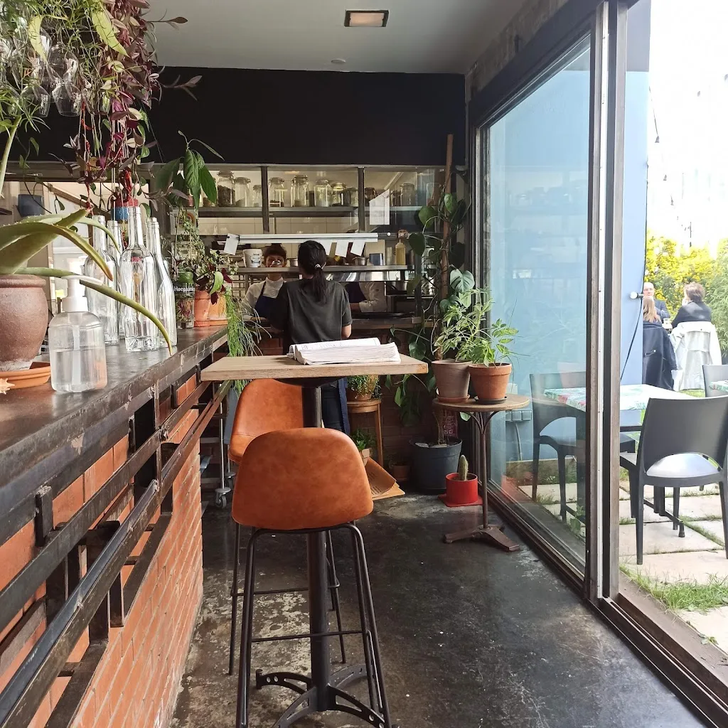 Renaud Edouard Baraud_Isolé - restaurant montreuil_Montreuil_review