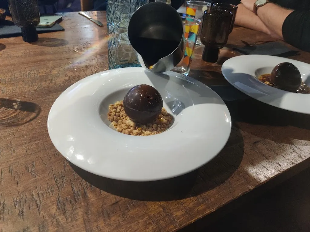 Franck Hernoux_EVA Le Restaurant by Guru_Montreuil_review