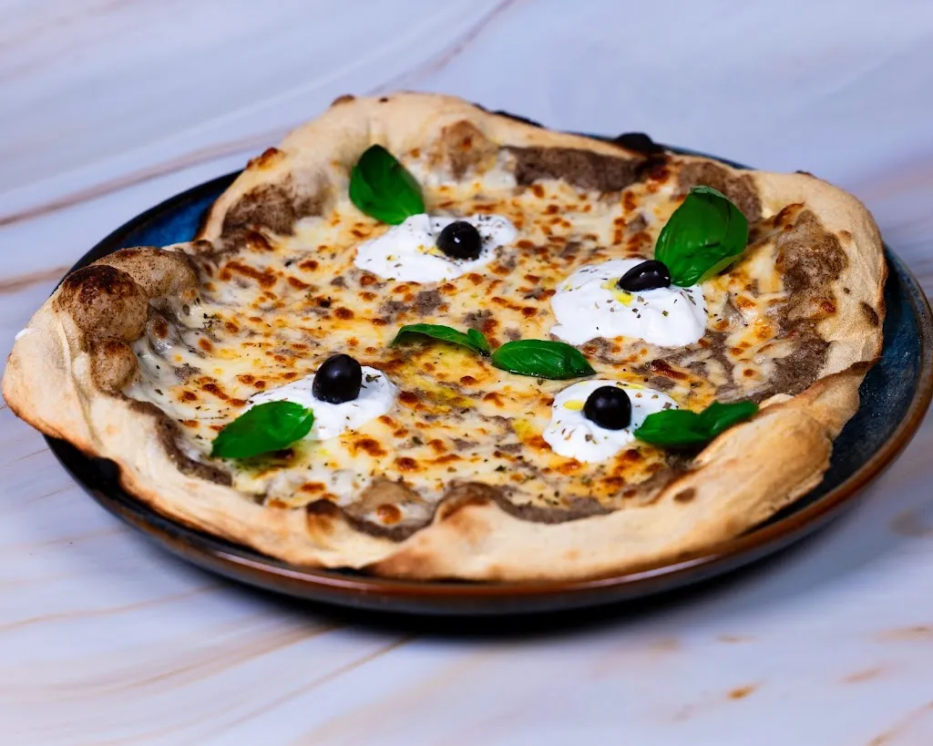 EVA Le Restaurant by Guru_Montreuil_slider_image_2