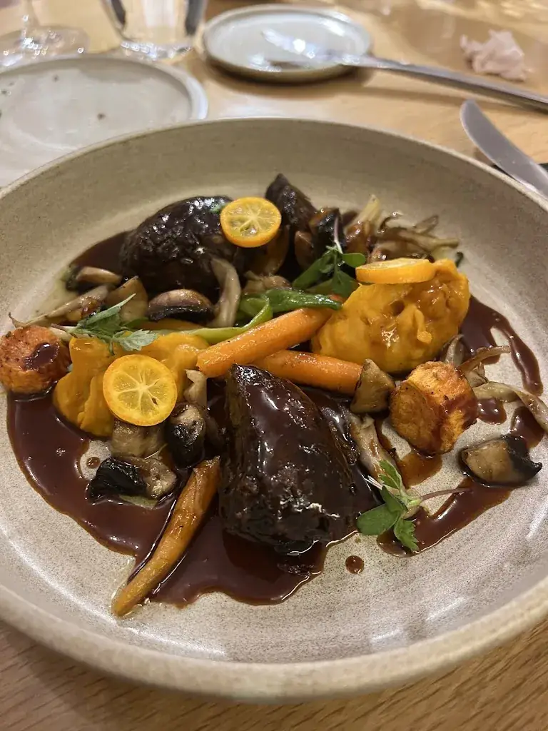 Su-Lin Tan_Le Patio_Montreuil-sur-Mer_avis