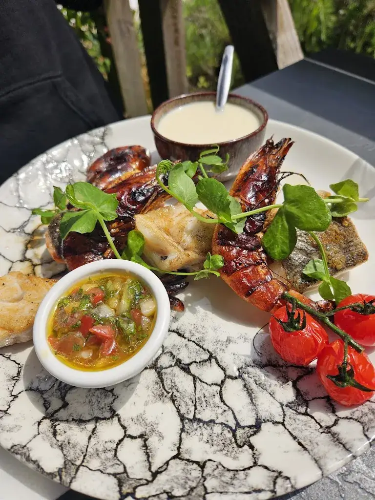 Sarah Carruthers_La Châtaigneraie_Névez_review