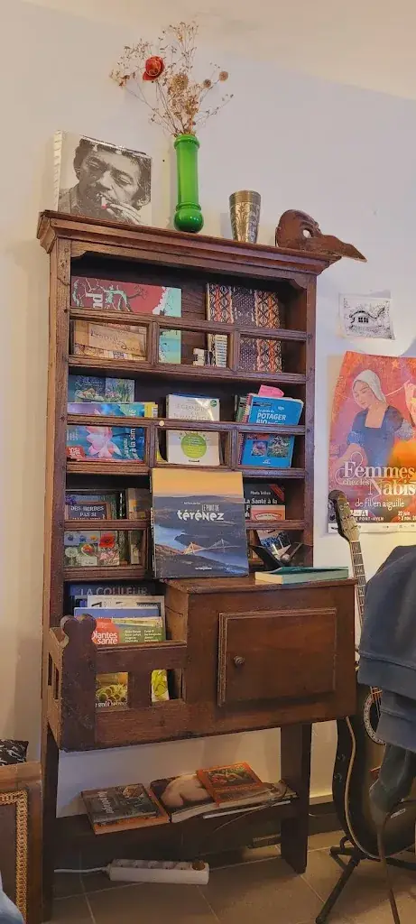 sophie ecuyer_Le Petit Marché_Névez_review