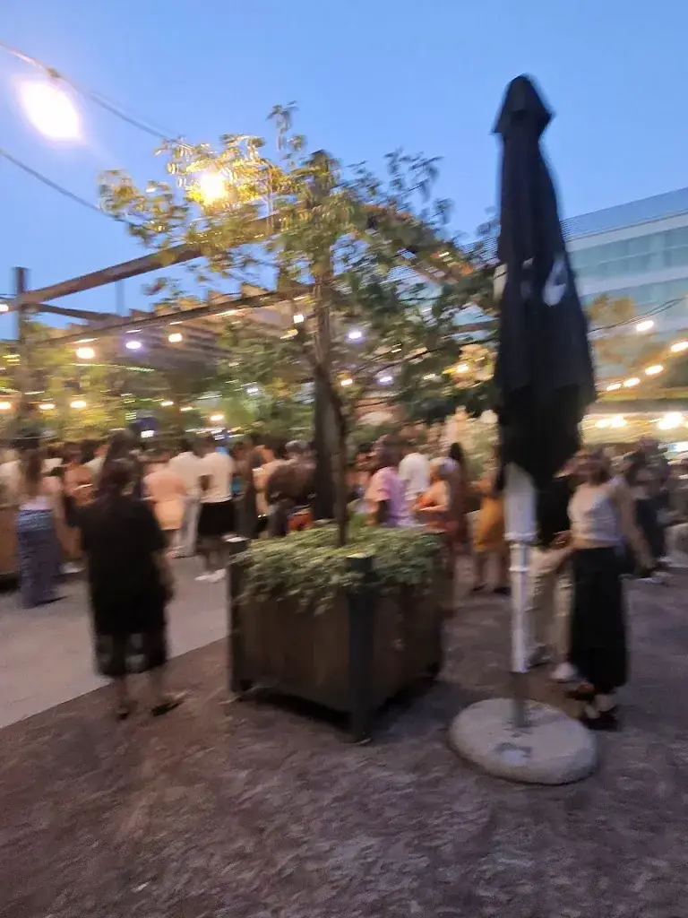 Yves Tembisile Namhlanje_Le Patio_Montreuil_review