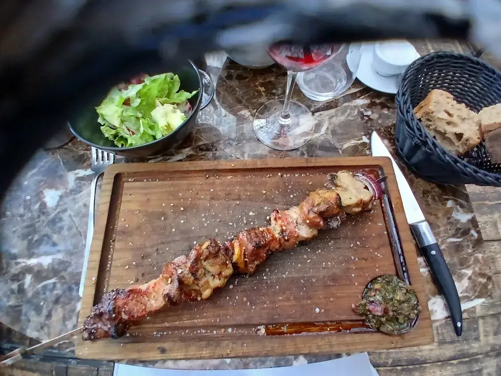 Chez Ernest_Montauban_slider_image_2