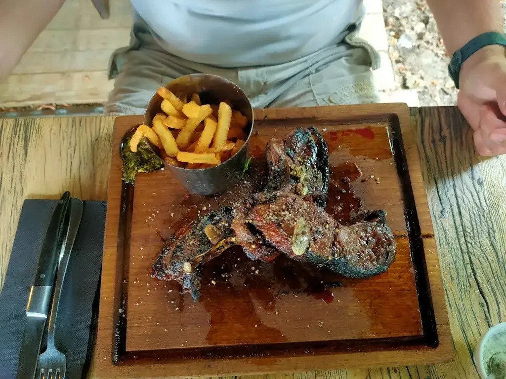 Chez Ernest_Montauban_slider_image_3