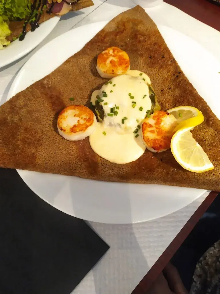 Claire LE GUELLEC_Crêperie La Table Saint Eloi_Montauban-de-Bretagne_review