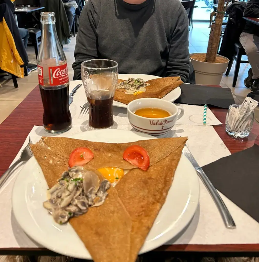 Crêperie La Table Saint Eloi_Montauban-de-Bretagne_slider_image_3