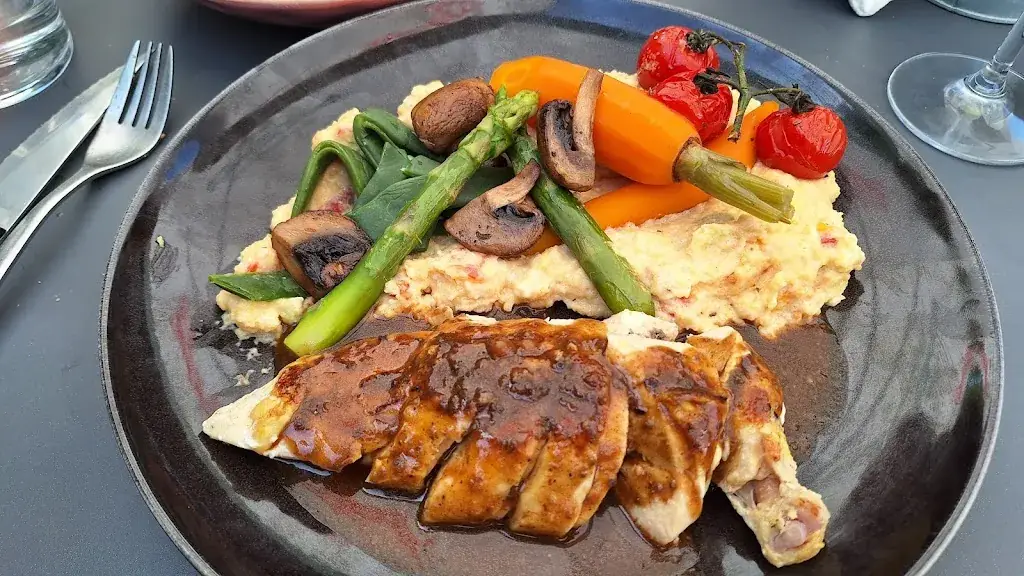 Brasserie Edgar_Montauban_slider_image_2