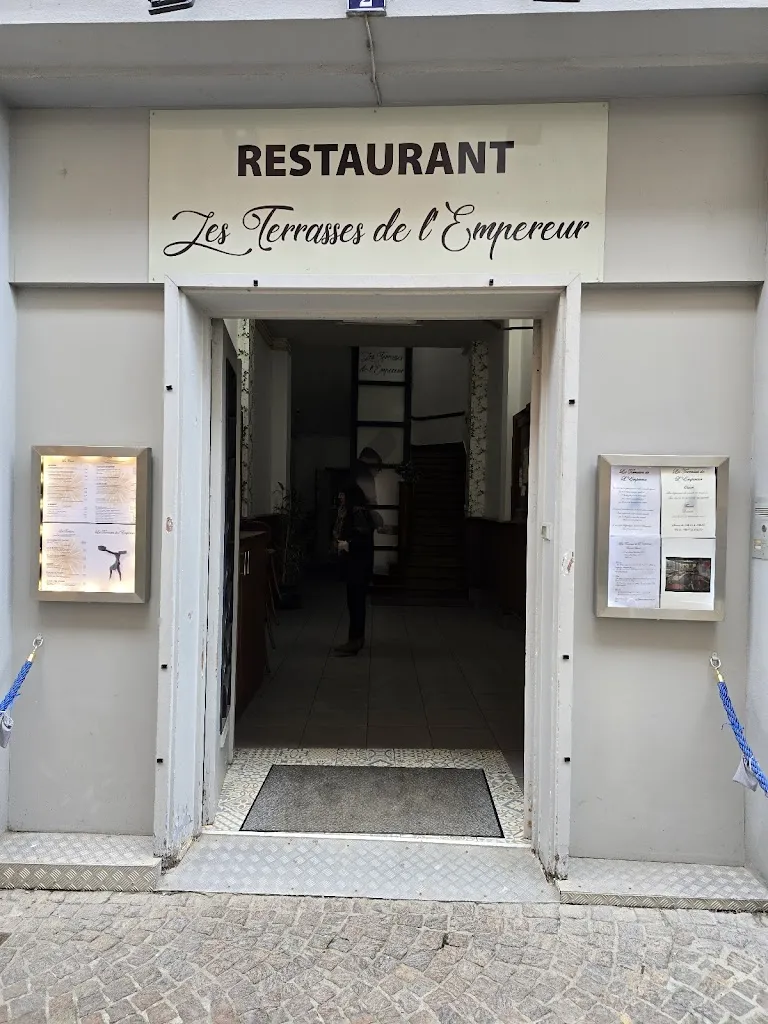 Philippe DAGOBERT_Les Terrasses de L'Empereur_Montauban_review