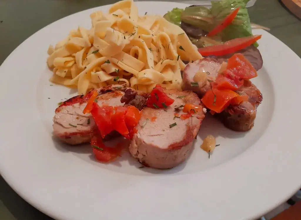 Chez Louisette_Montauban-de-Bretagne_slider_image_3