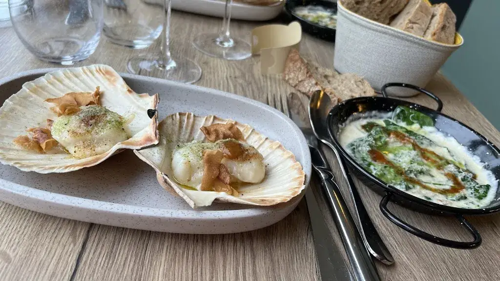 Bistrot Constant_Montech_slider_image_2