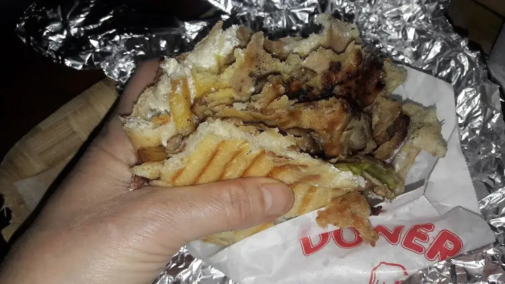 Celine S_L'Art du Tacos kebab_Boën-sur-Lignon_recensione