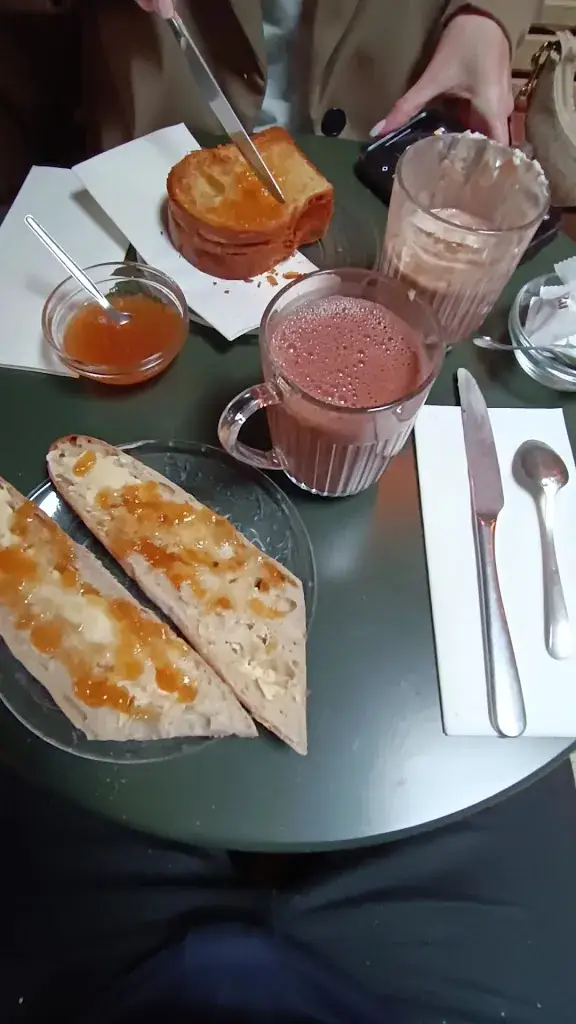 Grand’Place_Montreuil-sur-Mer_slider_image_2