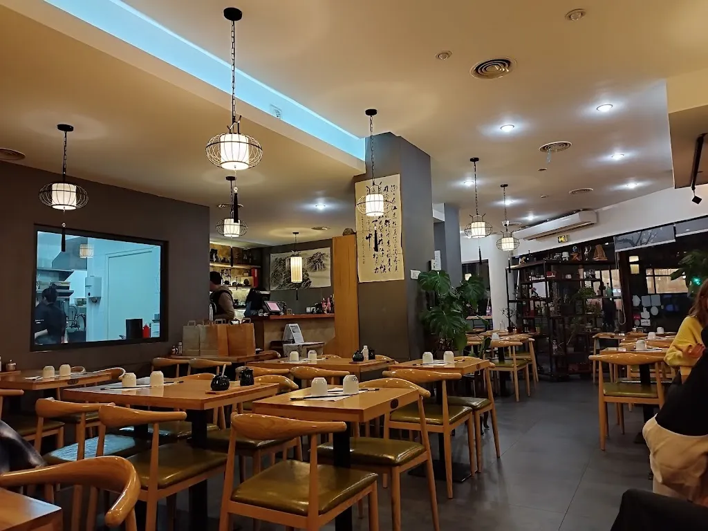 Bamboo & Sum restaurant in Montreuil