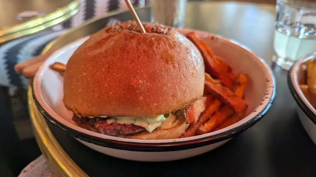 Elad Itzkin_BDS Restaurant Pacé_Pacé_review