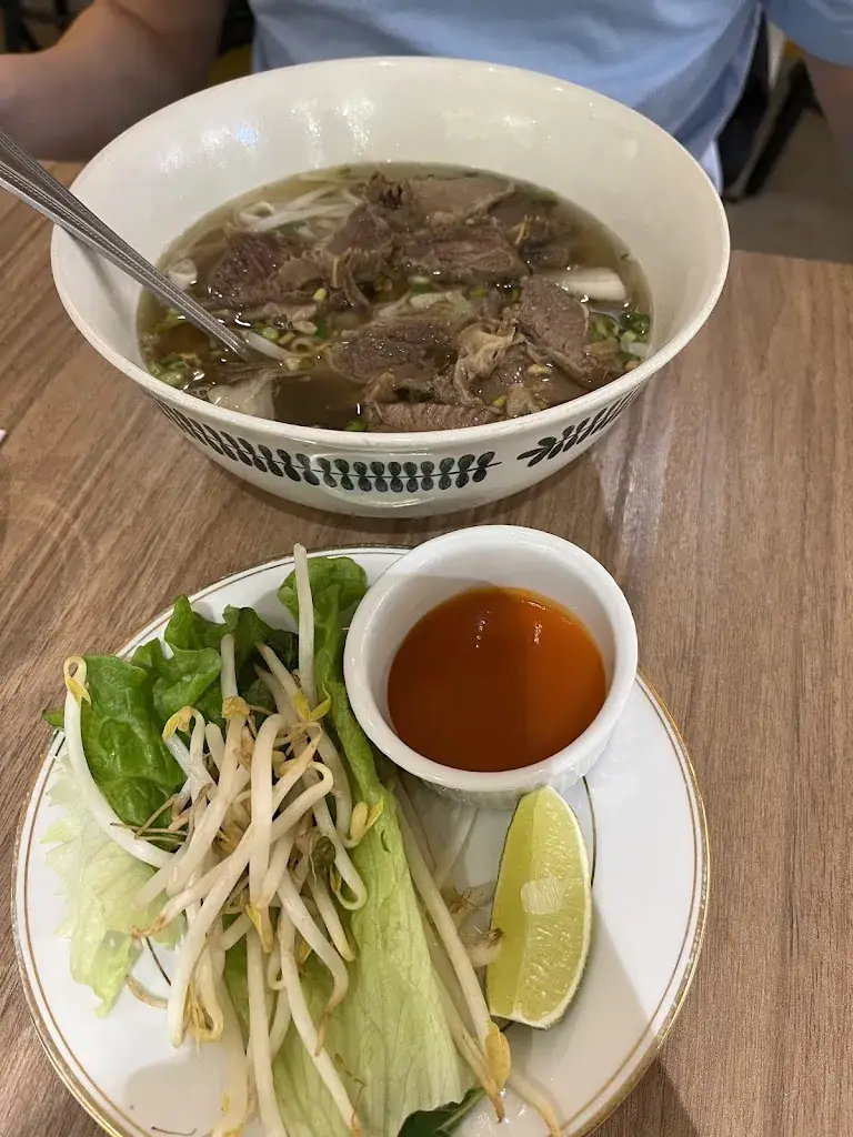 Elina Affe_Bun Bol_Pacé_review