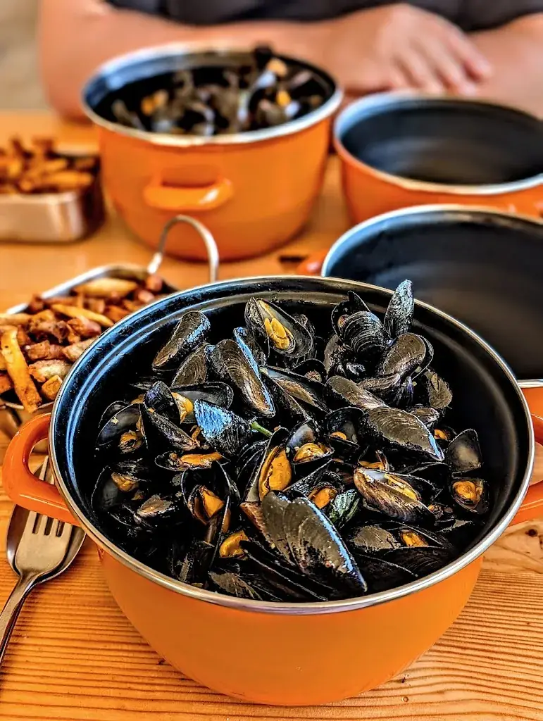 Victoire_Bicoque - Cantine Estivale_Lamballe-Armor_review