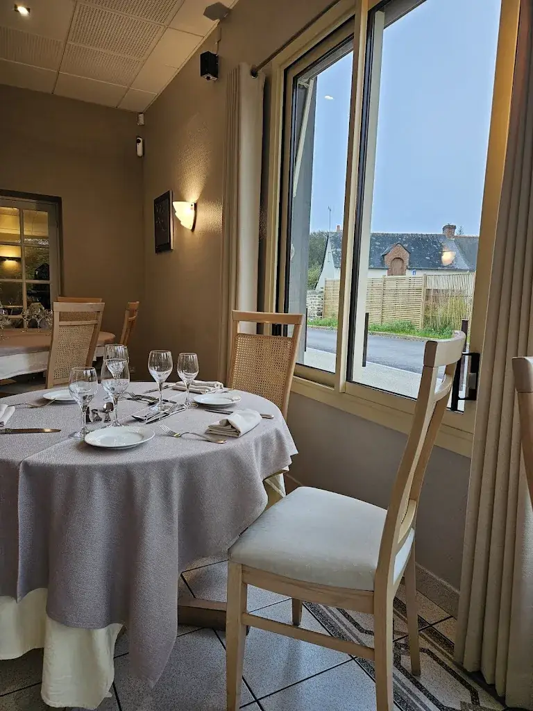 Auberge des Tilleuls restaurant in Piré-Chancé