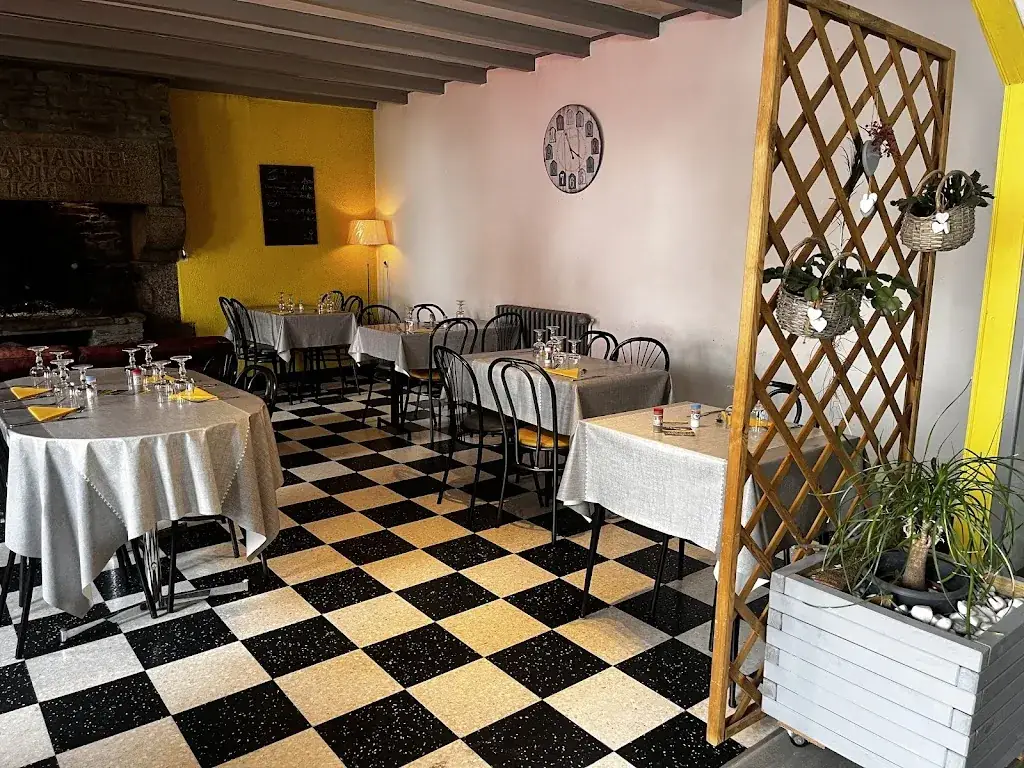 Bar Le Max Lou - En Restaurant restaurant in Pleine-Fougères