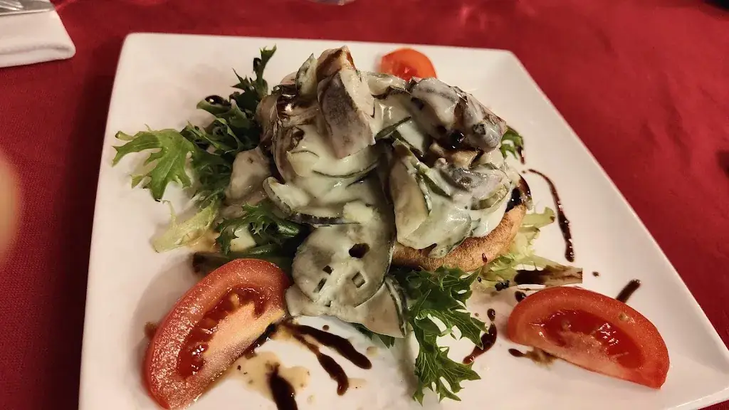 Andrea Moro_Chez Phil...A table !_Pleine-Fougères_review