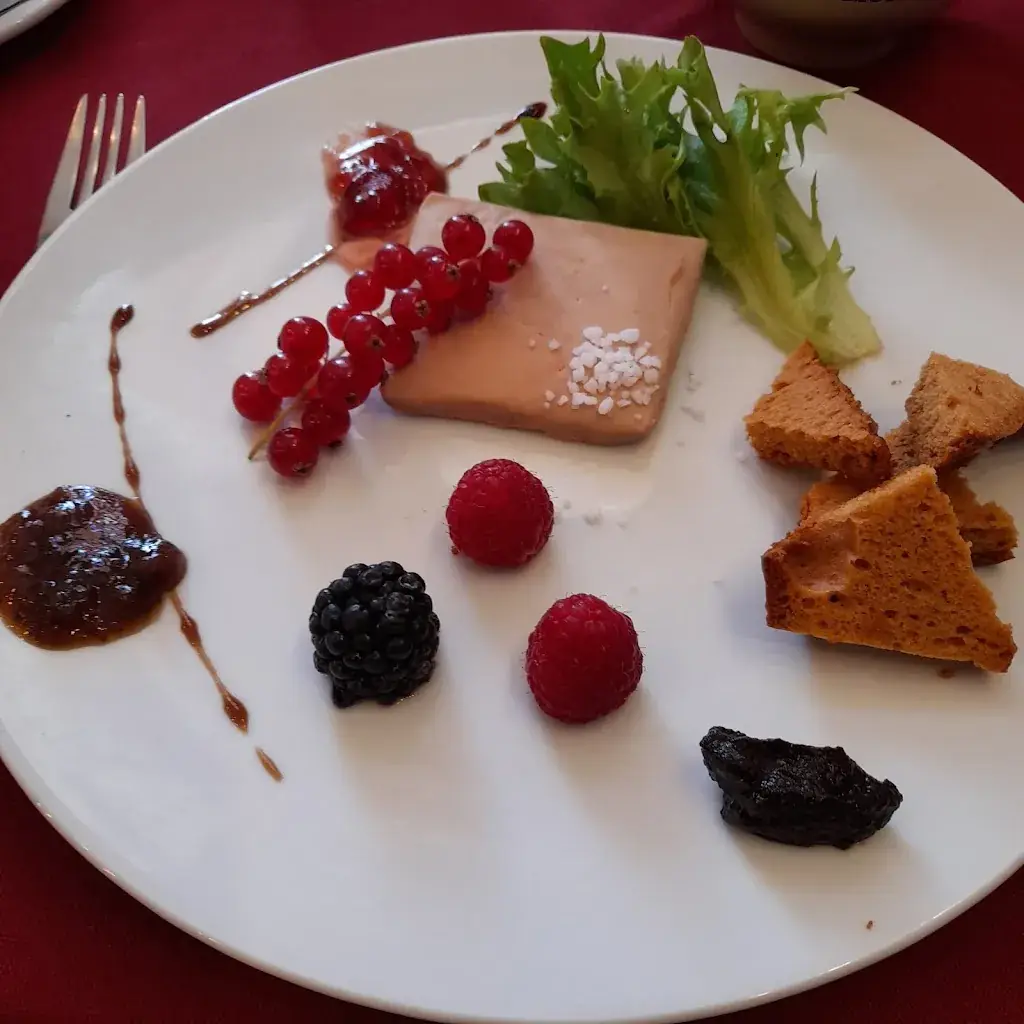 Chez Phil...A table !_Pleine-Fougères_slider_image_3