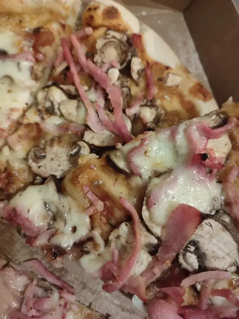 olwena lavisse_Lucky Pizza à Plabennec_Plabennec_review