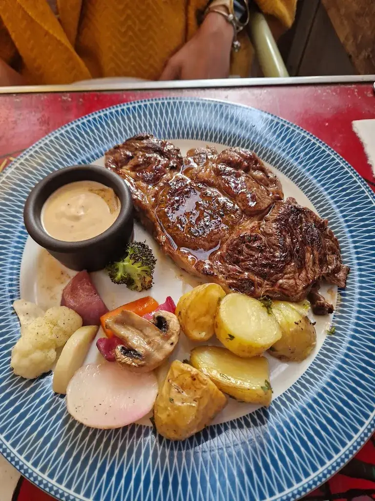 Le Chaudron Magique_Moncontour_slider_image_3