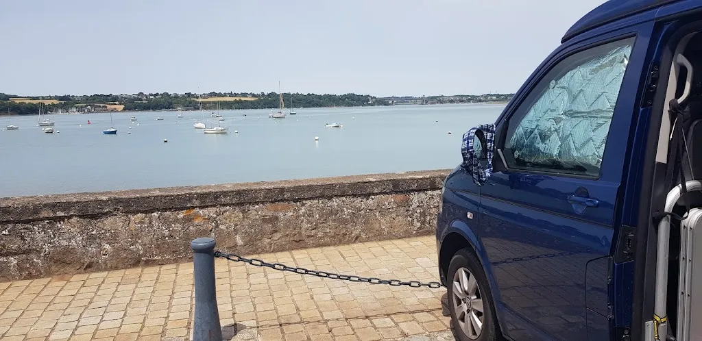 Keith Freegard_La Cale de Mordreuc_Pleudihen-sur-Rance_review