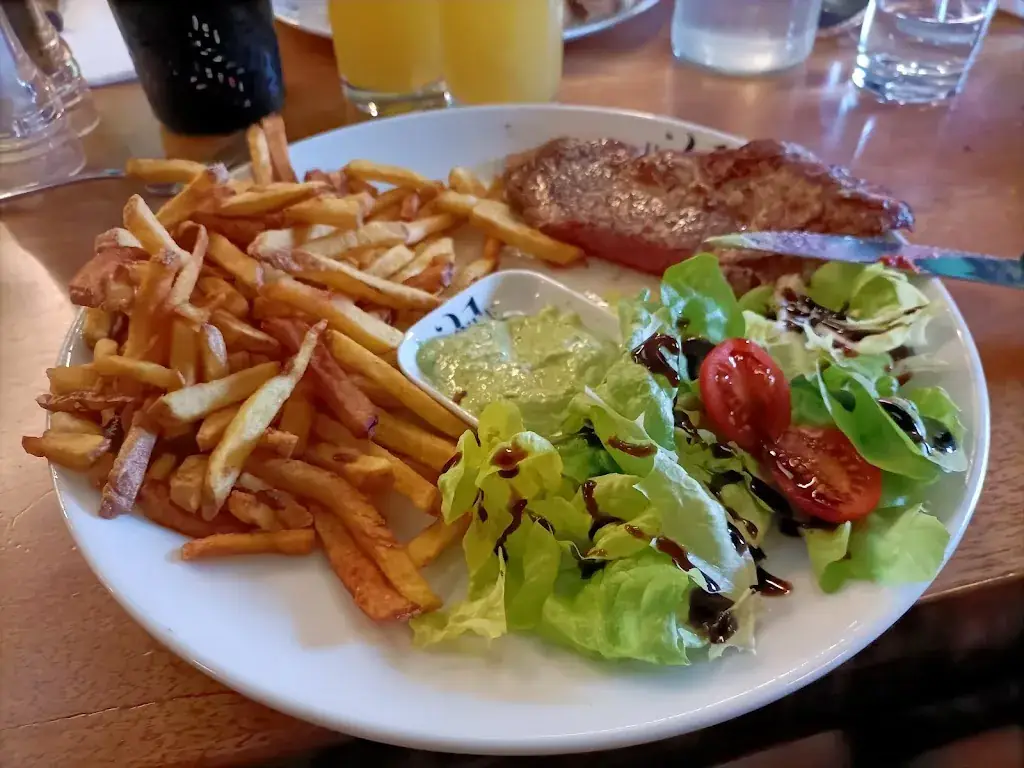 Avenue 31 Pizzeria & Burger house & Steak house_Valserhône_slider_image_2